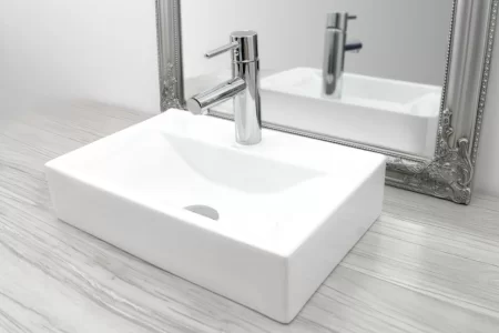 Смеситель для раковины без донного клапана Rea Tess REA-B8801 