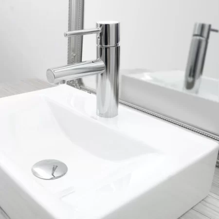 Смеситель для раковины без донного клапана Rea Tess REA-B8801 